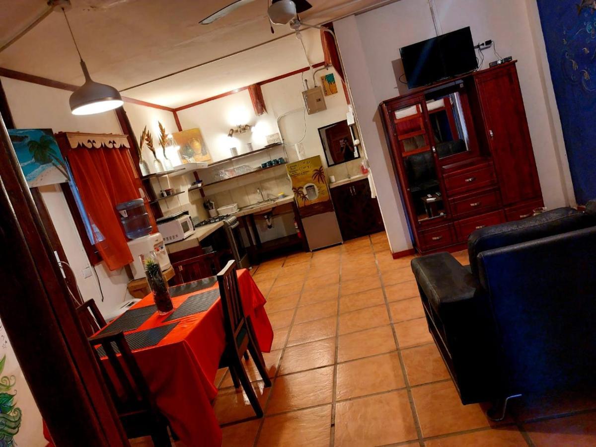 Puerto Viejo de Talamanca Hotel Casa Vito Beachfront מראה חיצוני תמונה